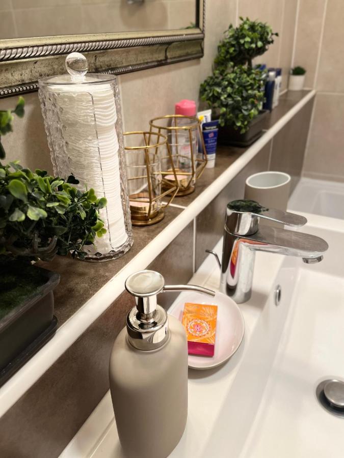 Diamond Apartments - 3 Bedroom, Luxurious Apartment In The Heart Of The City Budapest Ngoại thất bức ảnh